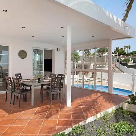 La Marina Villa *